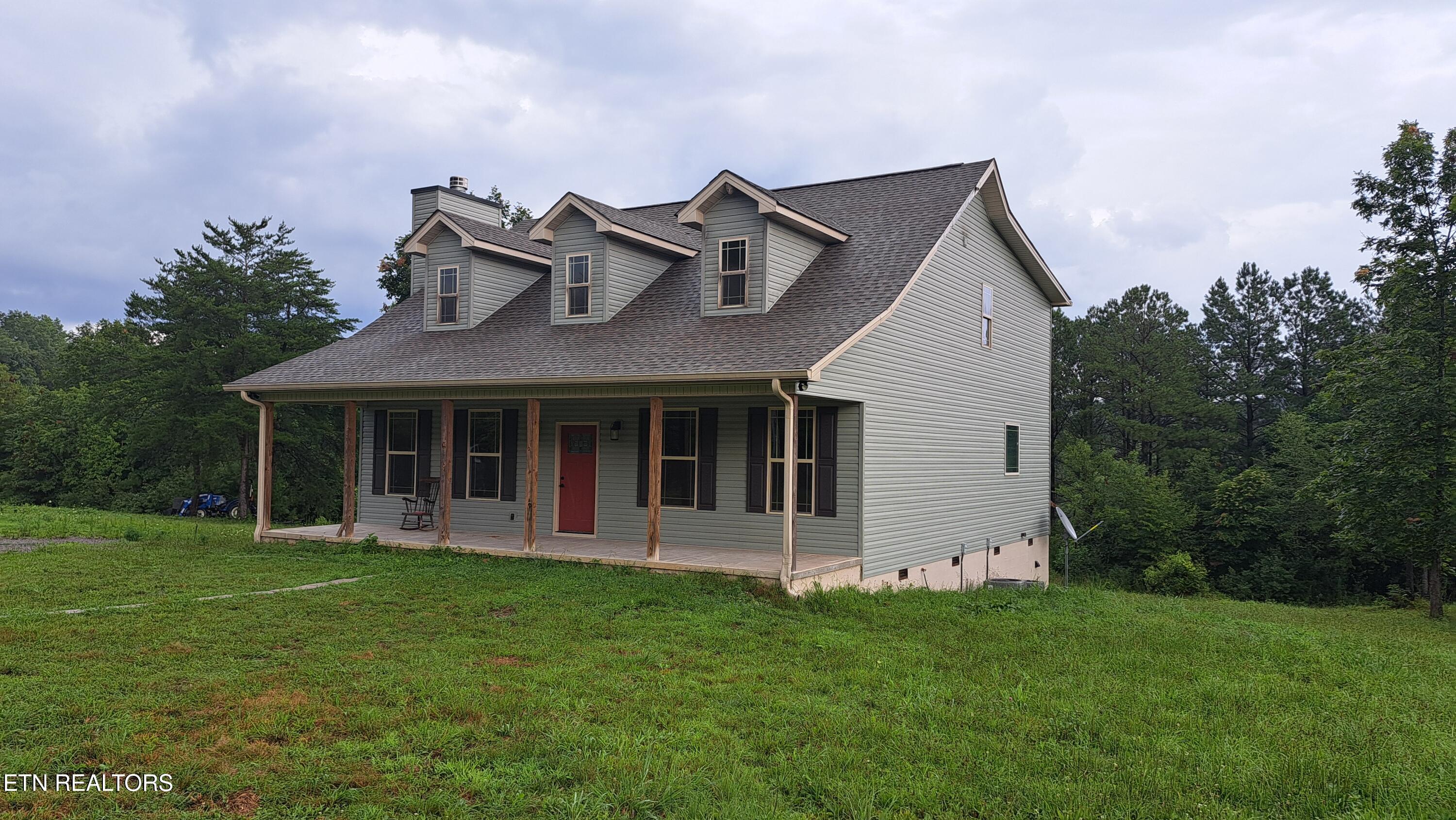 899 Flat Rock Road Crossville, TN 38572 - Photo 3 of 60 3