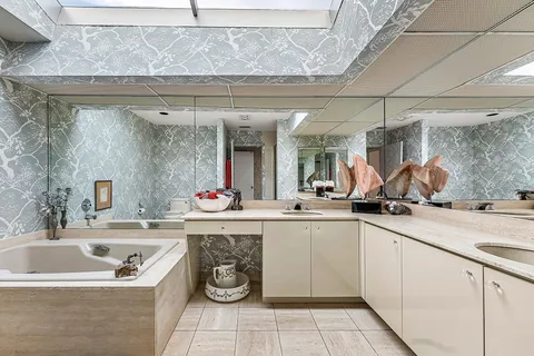 $474,900 | 14 Oaks Lane, Boynton Beach, FL 33436