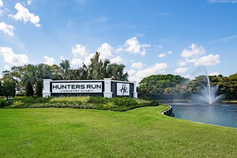 $474,900 | 14 Oaks Lane, Boynton Beach, FL 33436