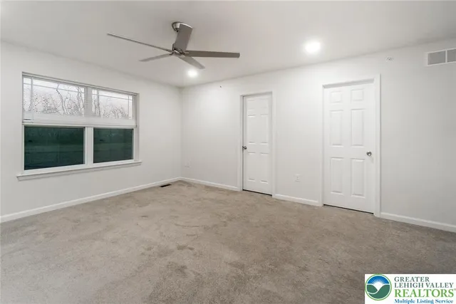 $2,795 | 164 Maureen Lane, Allentown, PA 18104