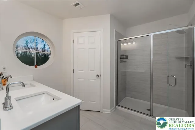 $2,795 | 164 Maureen Lane, Allentown, PA 18104