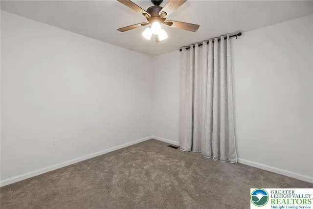 $2,795 | 164 Maureen Lane, Allentown, PA 18104