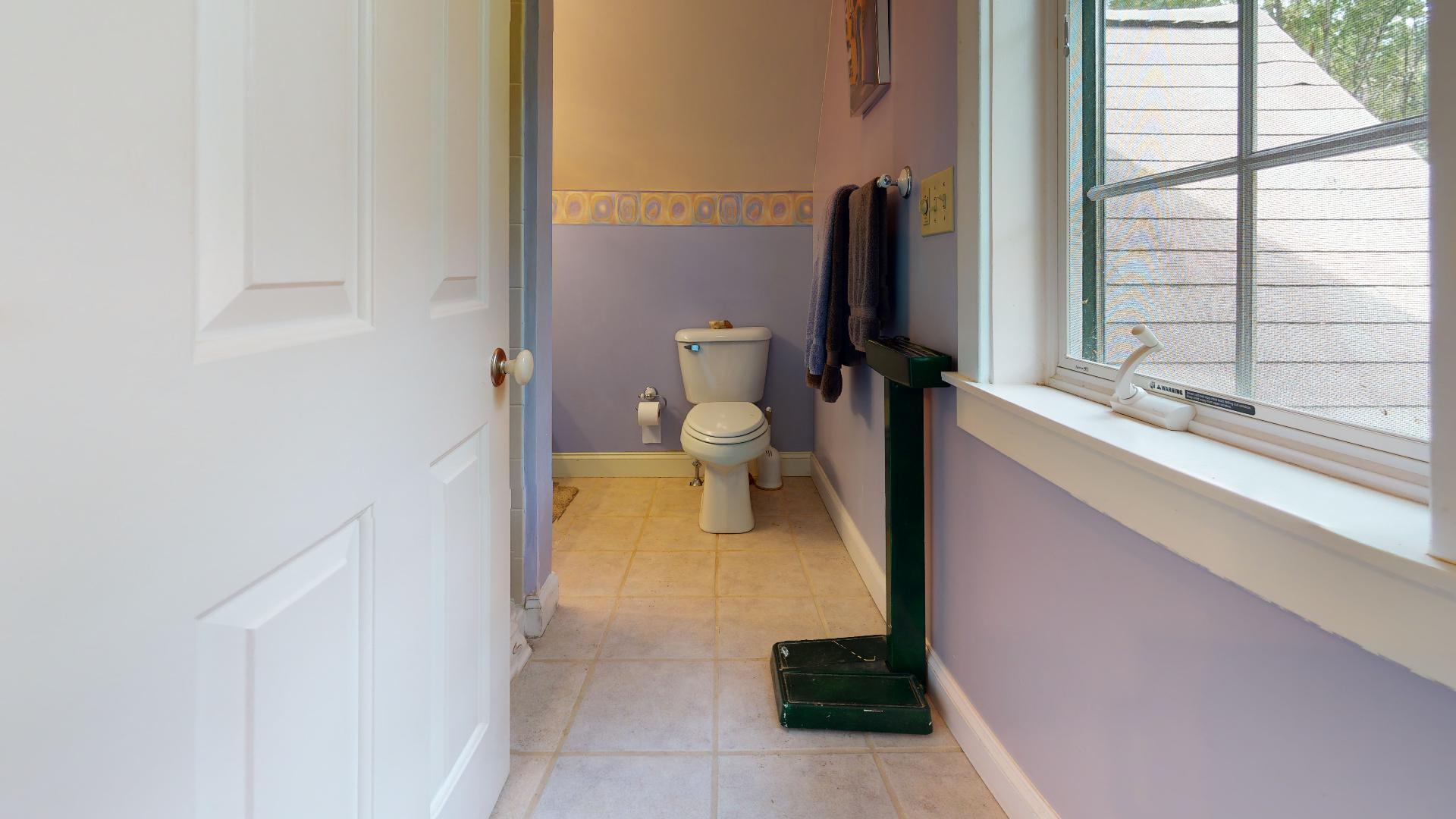 28 Beaver Run Way Boothbay, ME 04537 - Photo 34 of 90 2nd Floor Loft Full Bath