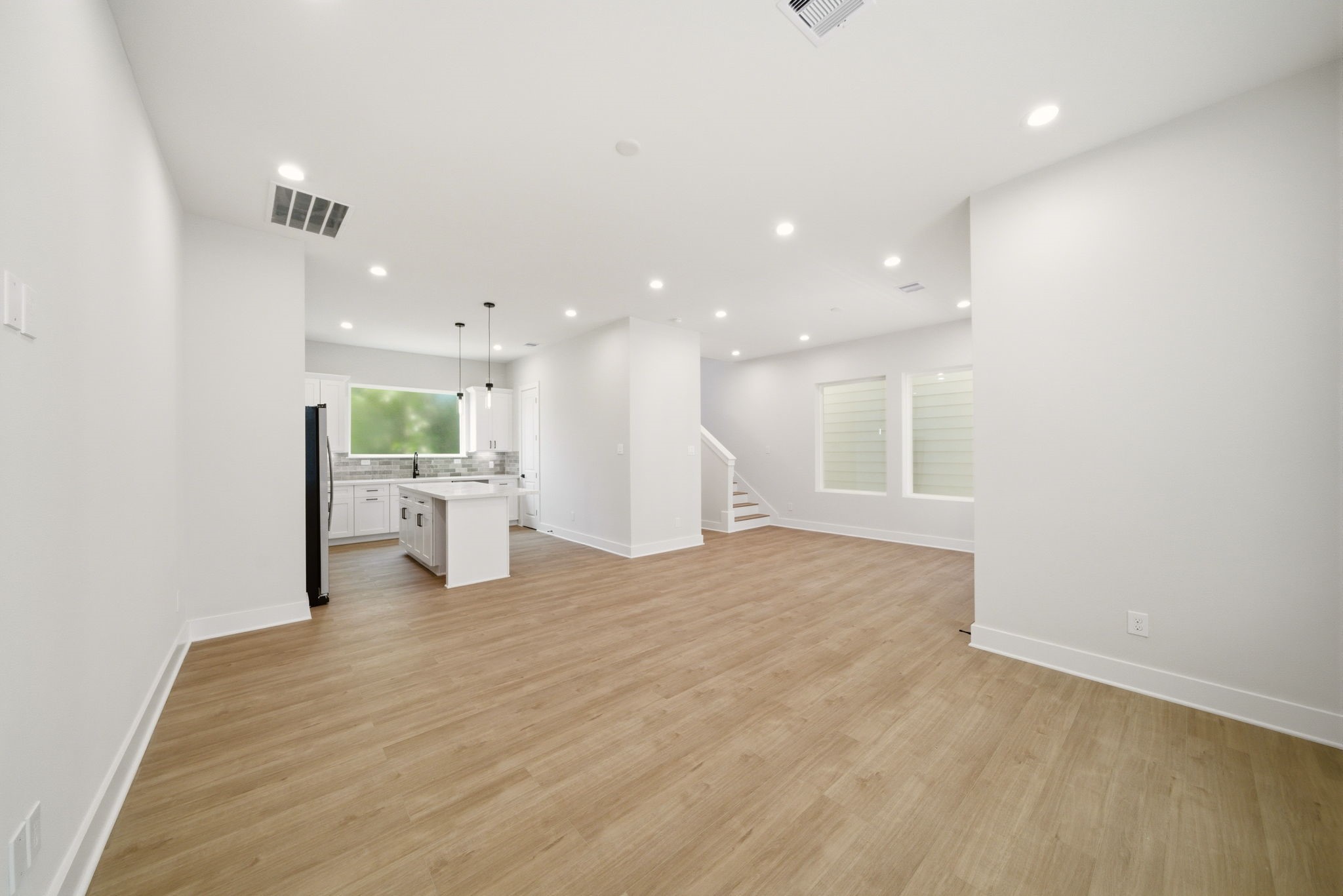 1396 Cedar Post Lane Houston, TX 77080 - Photo 12 of 33