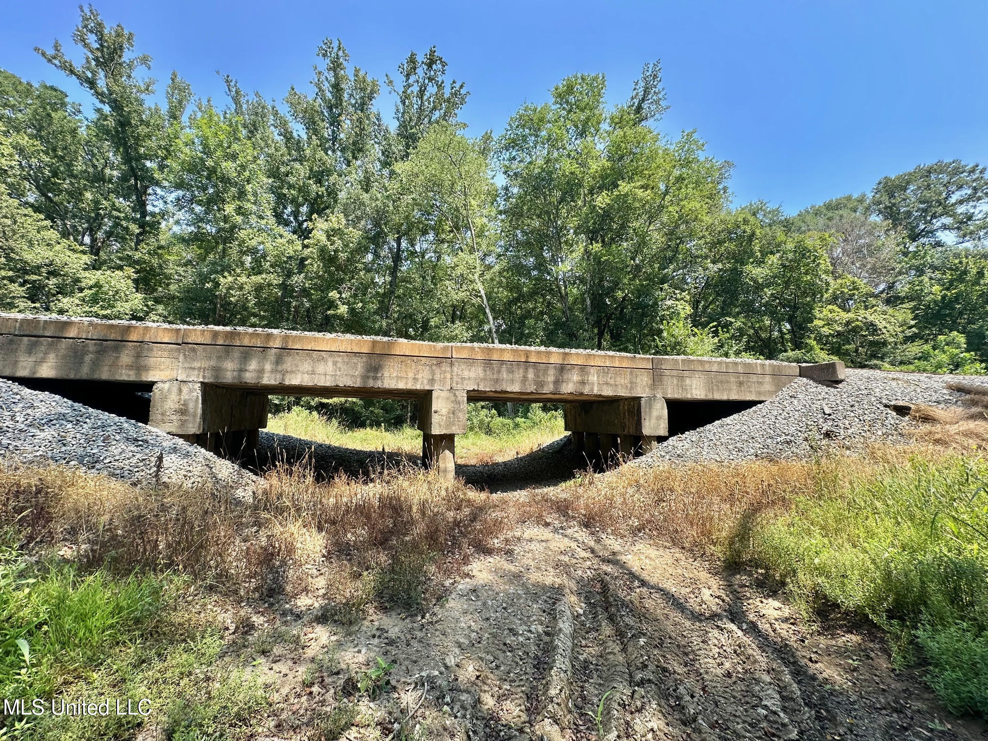 2 Champion Hill Road Bolton, MS 39041 - Photo 13 of 52 40
