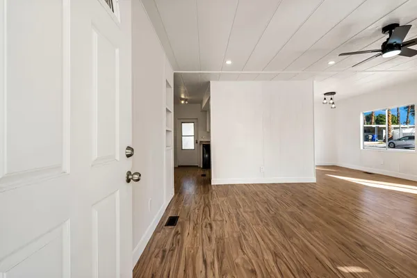 $64,900 | 9 Vía Valverde, Cathedral City, CA 92234