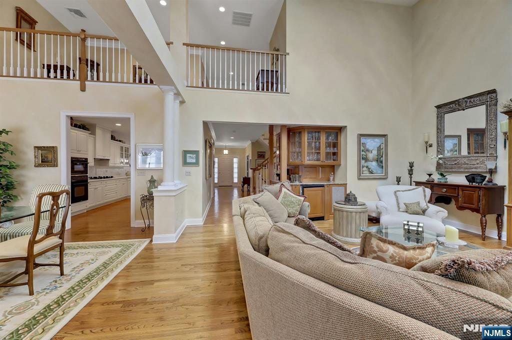 278 Hampshire Ridge, Unit 278 Park Ridge, NJ 07656 - Photo 8 of 45
