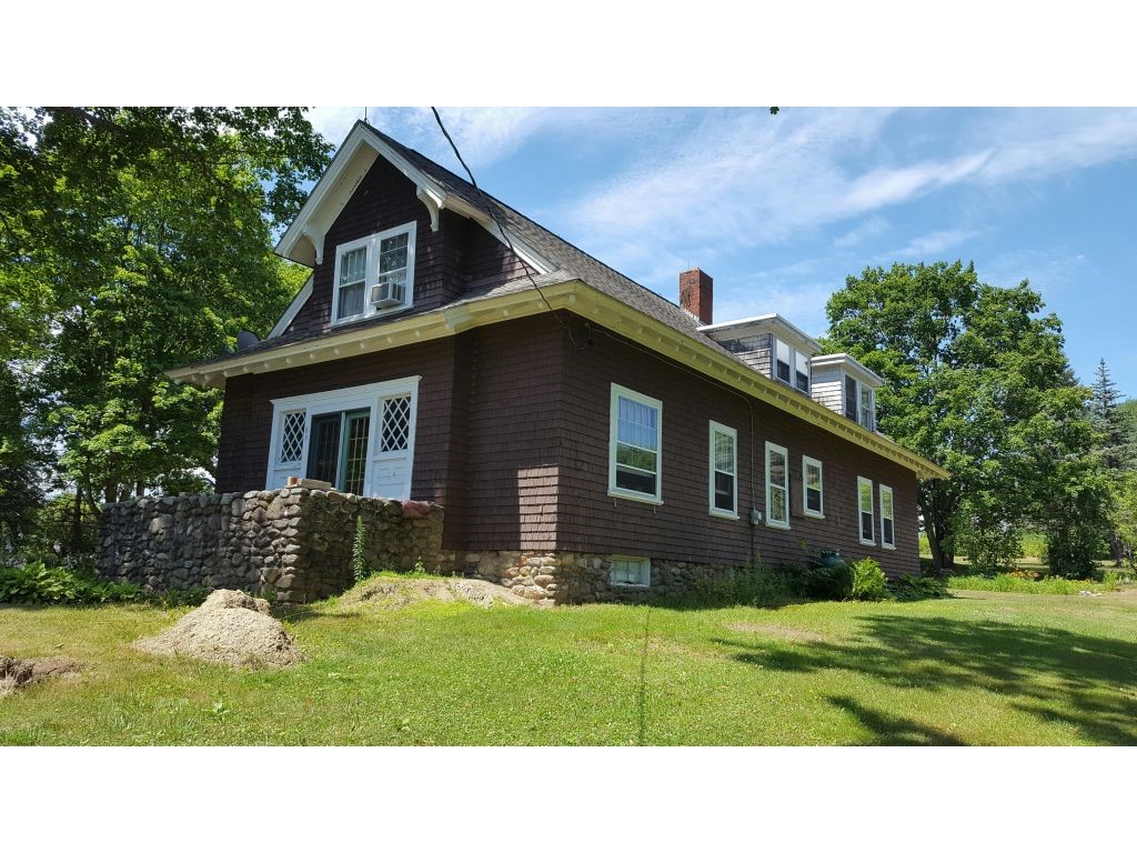 83 Concord Hill Road Pittsfield, NH 03263 - Photo 2 of 31