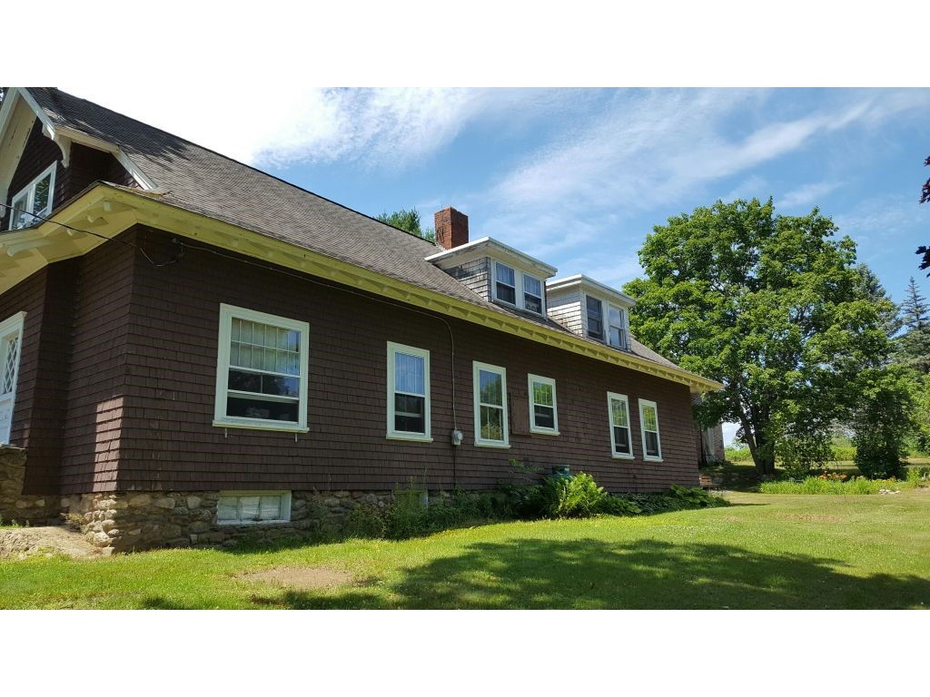 83 Concord Hill Road Pittsfield, NH 03263 - Photo 3 of 31
