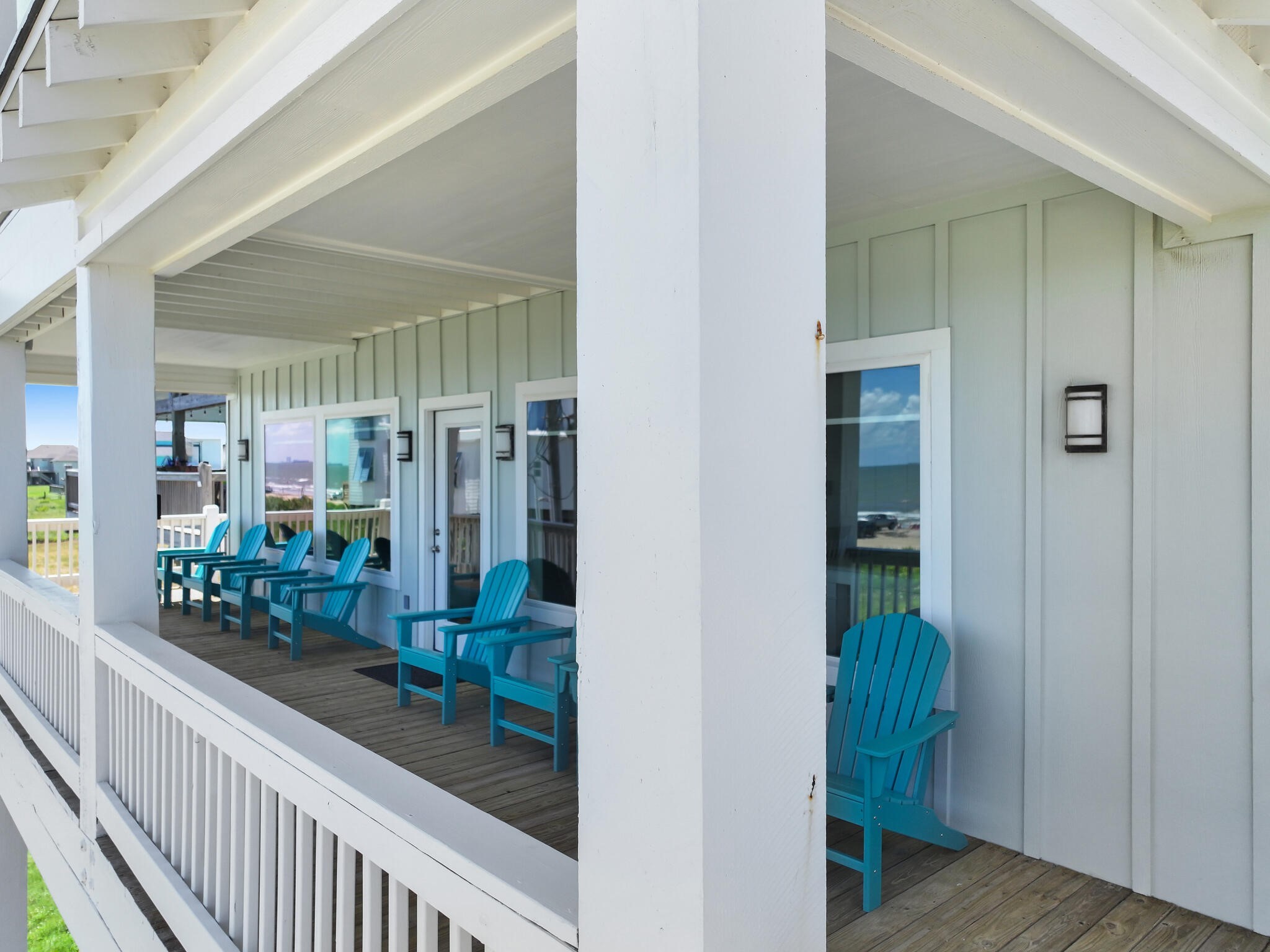 1215 Gulf Road Crystal Beach, TX 77650 - Photo 7 of 34