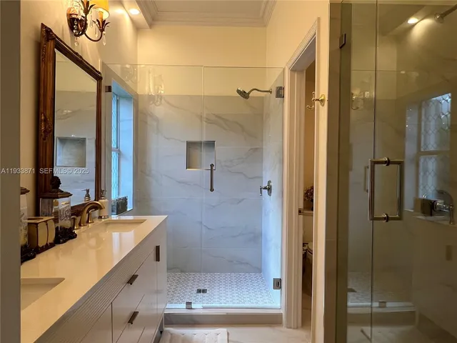 $5,800 | 3809 Eagle Court, Unit 3809, Weston, FL 33331