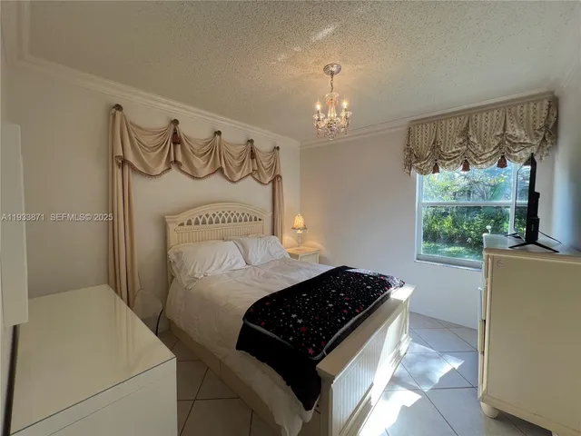 $5,800 | 3809 Eagle Court, Unit 3809, Weston, FL 33331