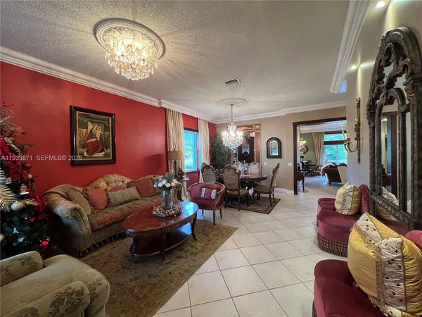 $5,000 | 3809 Eagle Court, Weston, FL 33331