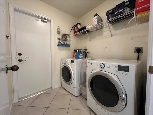 $5,800 | 3809 Eagle Court, Unit 3809, Weston, FL 33331