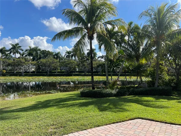 $5,000 | 3809 Eagle Court, Weston, FL 33331