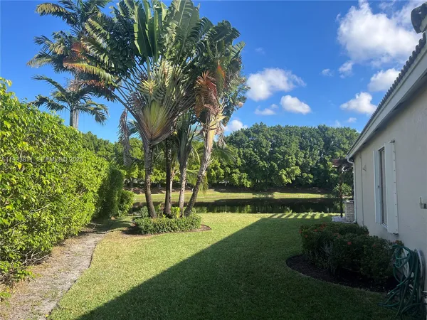 $5,000 | 3809 Eagle Court, Weston, FL 33331