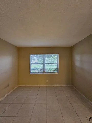 $1,400 | 268 Norwich L, West Palm Beach, FL 33417