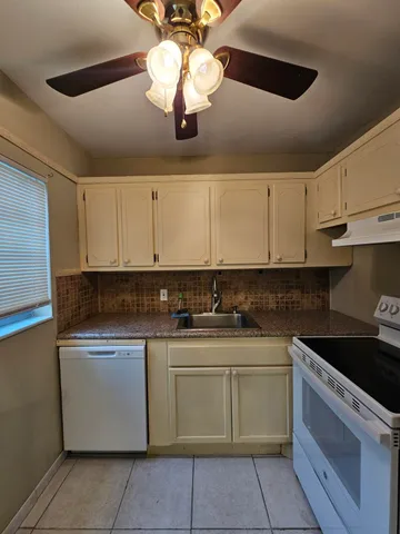 $1,400 | 268 Norwich L, West Palm Beach, FL 33417