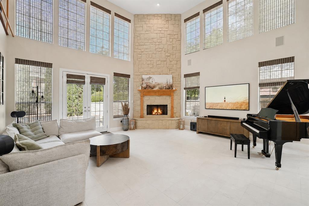 8319 Midway Road Dallas, TX 75209 - Photo 6 of 26