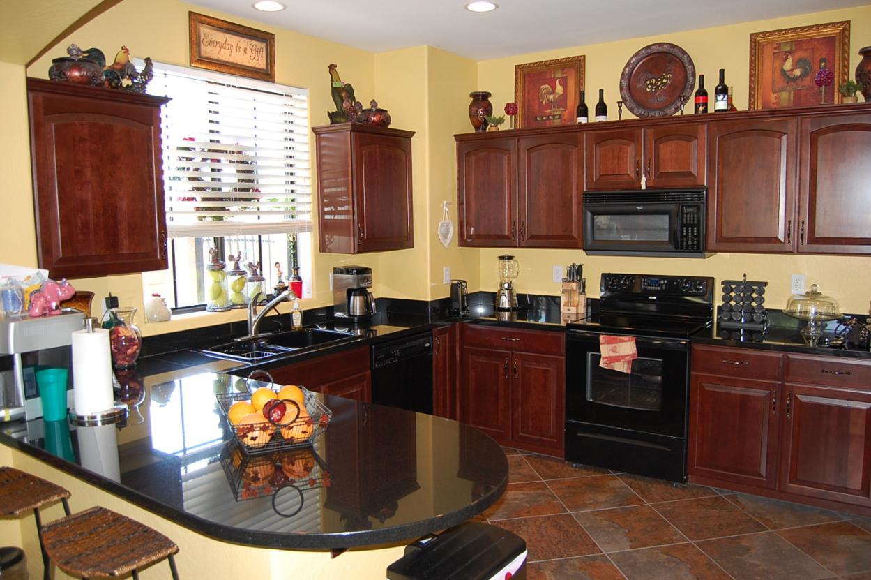 2306 West Sleepy Ranch Road Phoenix, AZ 85085 - Photo 3 of 11 kitchen