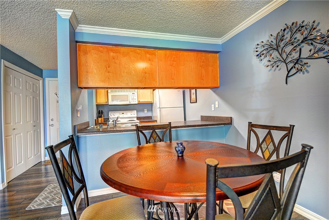 13009 East Gibson Road, Unit Q230 Everett, WA 98204 - Photo 3 of 18 Gallery Image 3
