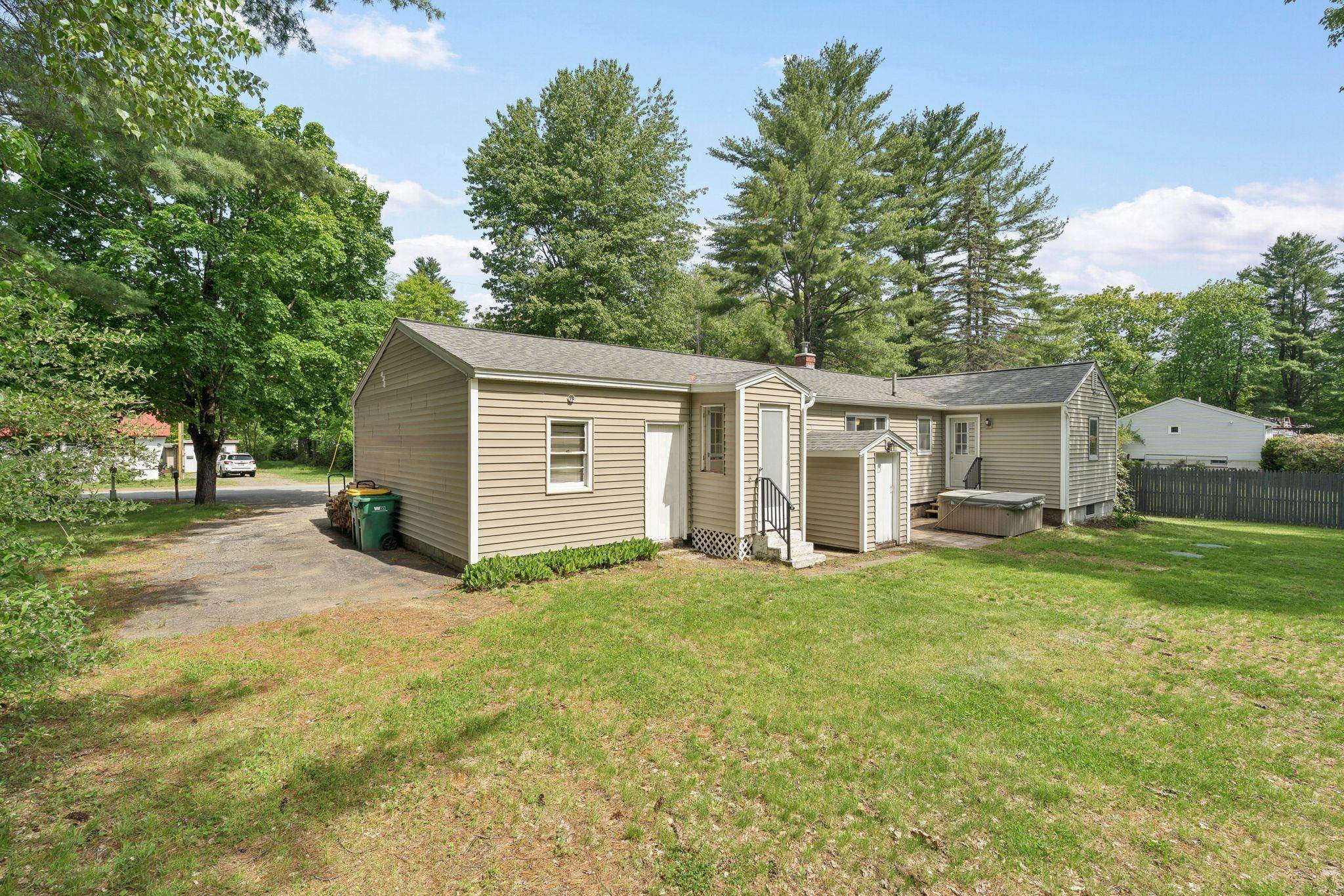 27 Flat Rock Bridge Road Rochester, NH 03868 - Photo 25 of 31