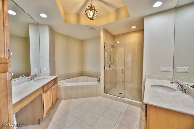 $695,000 | 2104 West First Street, Unit 2804, Fort Myers, FL 33901