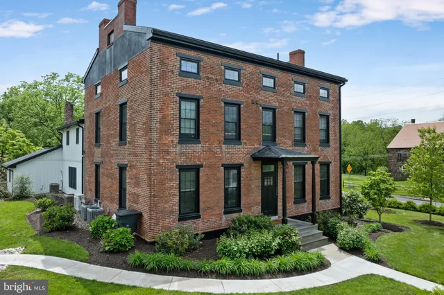 $3,200 | 2406 Upper Ridge Road, Unit 1, Perkiomenville, PA 18074