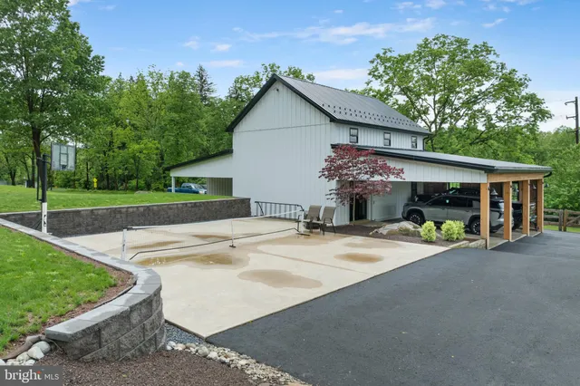 $3,200 | 2406 Upper Ridge Road, Unit 1, Perkiomenville, PA 18074