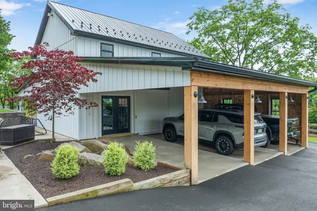 $3,200 | 2406 Upper Ridge Road, Unit 1, Perkiomenville, PA 18074