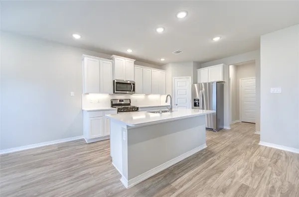 $2,350 | 812 Laguna Green Lane, Katy, TX 77493