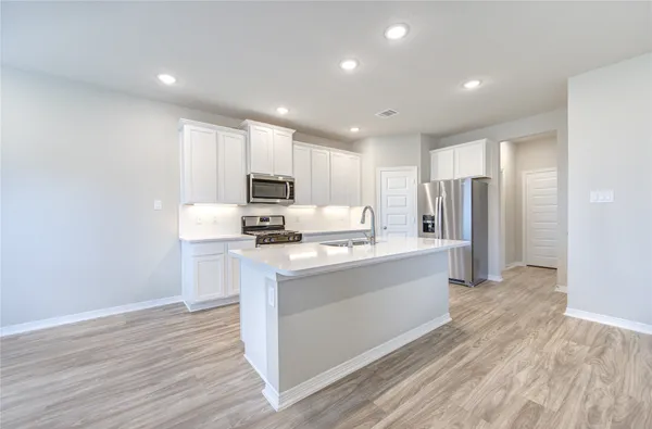 $2,350 | 812 Laguna Green Lane, Katy, TX 77493