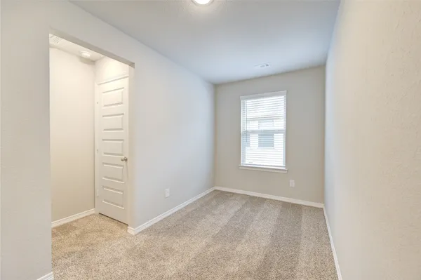$2,350 | 812 Laguna Green Lane, Katy, TX 77493