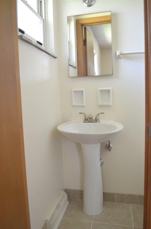 1057 Runyon Road Columbus, OH 43227 - Photo 14 of 25 Gallery Image 14