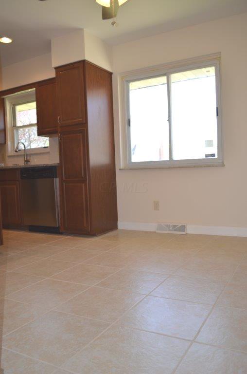 1057 Runyon Road Columbus, OH 43227 - Photo 9 of 25 Gallery Image 9