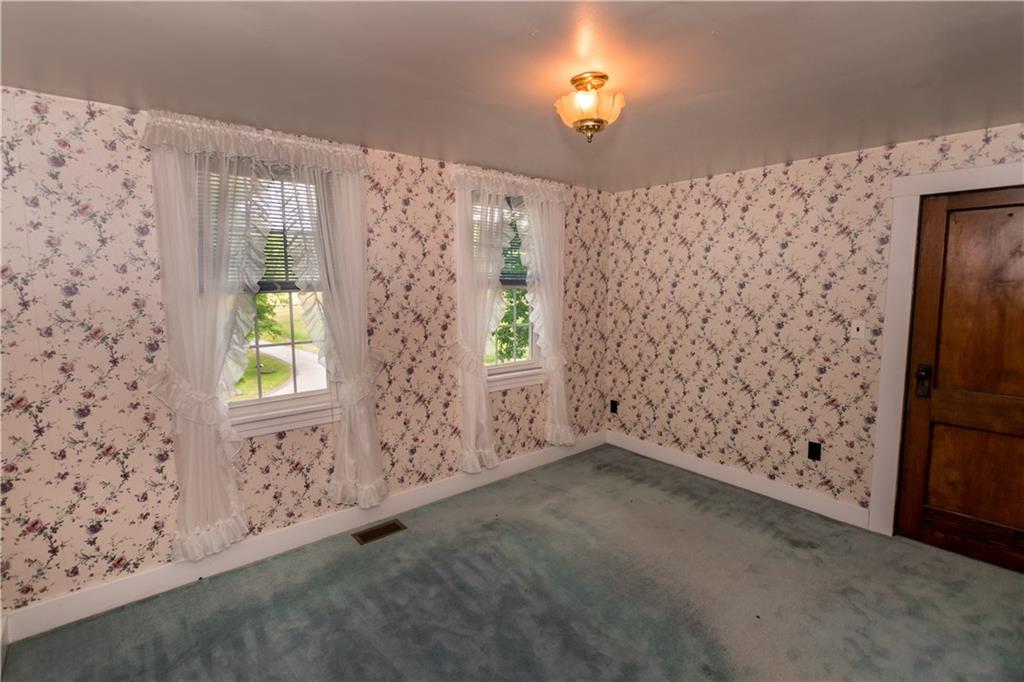 347 Stewarton Road Mill Run, PA 15464 - Photo 11 of 21