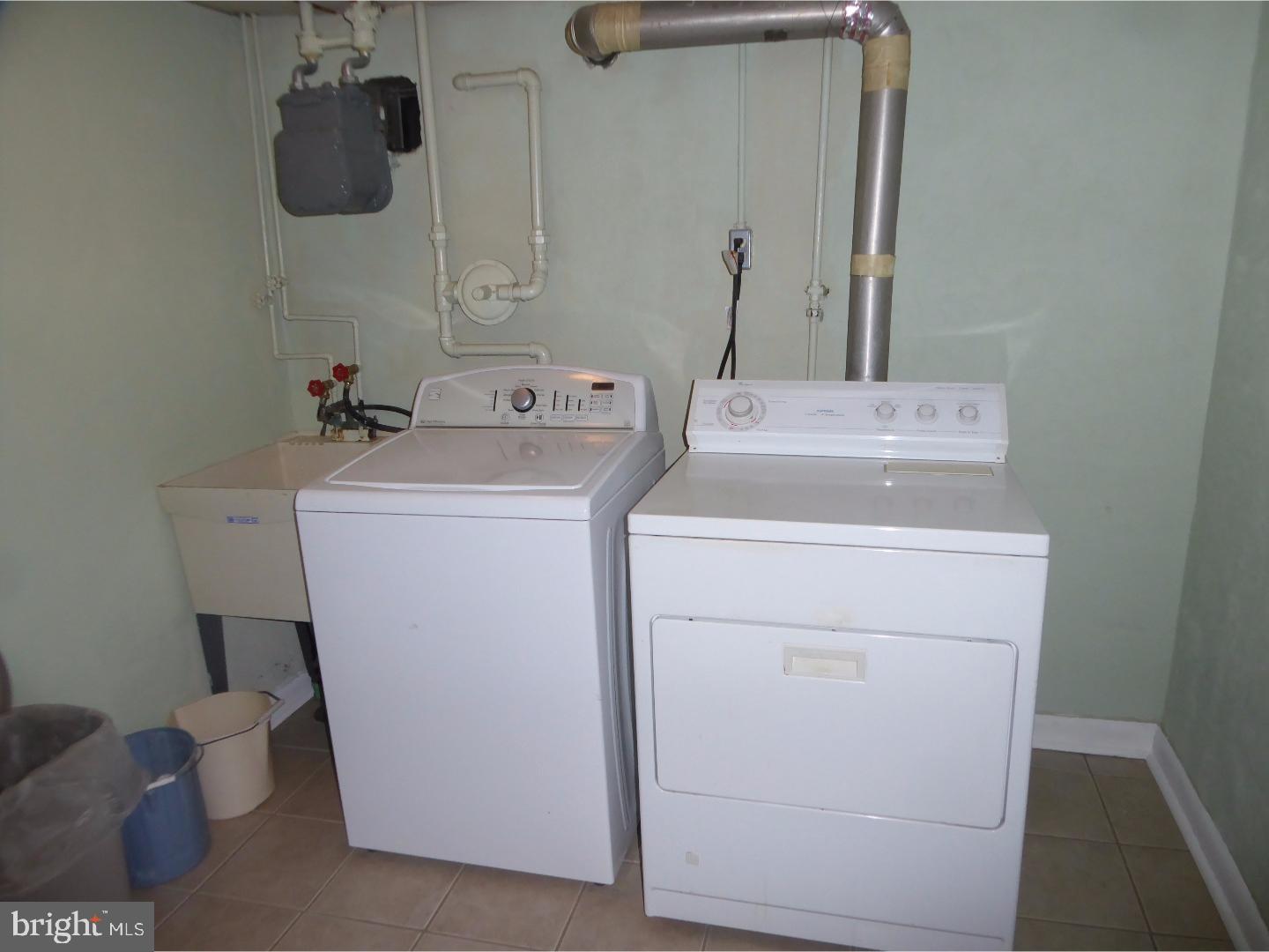 3874 Fairdale Road Philadelphia, PA 19154 - Photo 14 of 18 Gallery Image 14