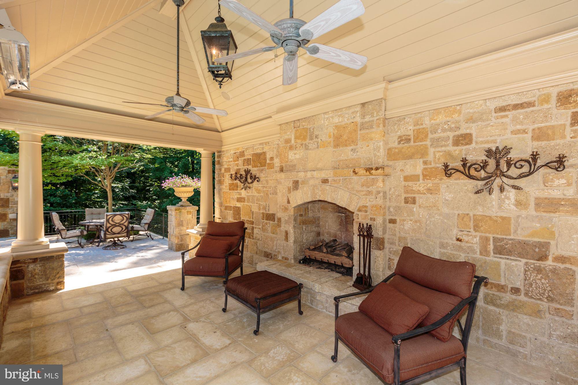 1004 Founders Ridge Lane McLean, VA 22102 - Photo 28 of 30 Exterior (Rear)