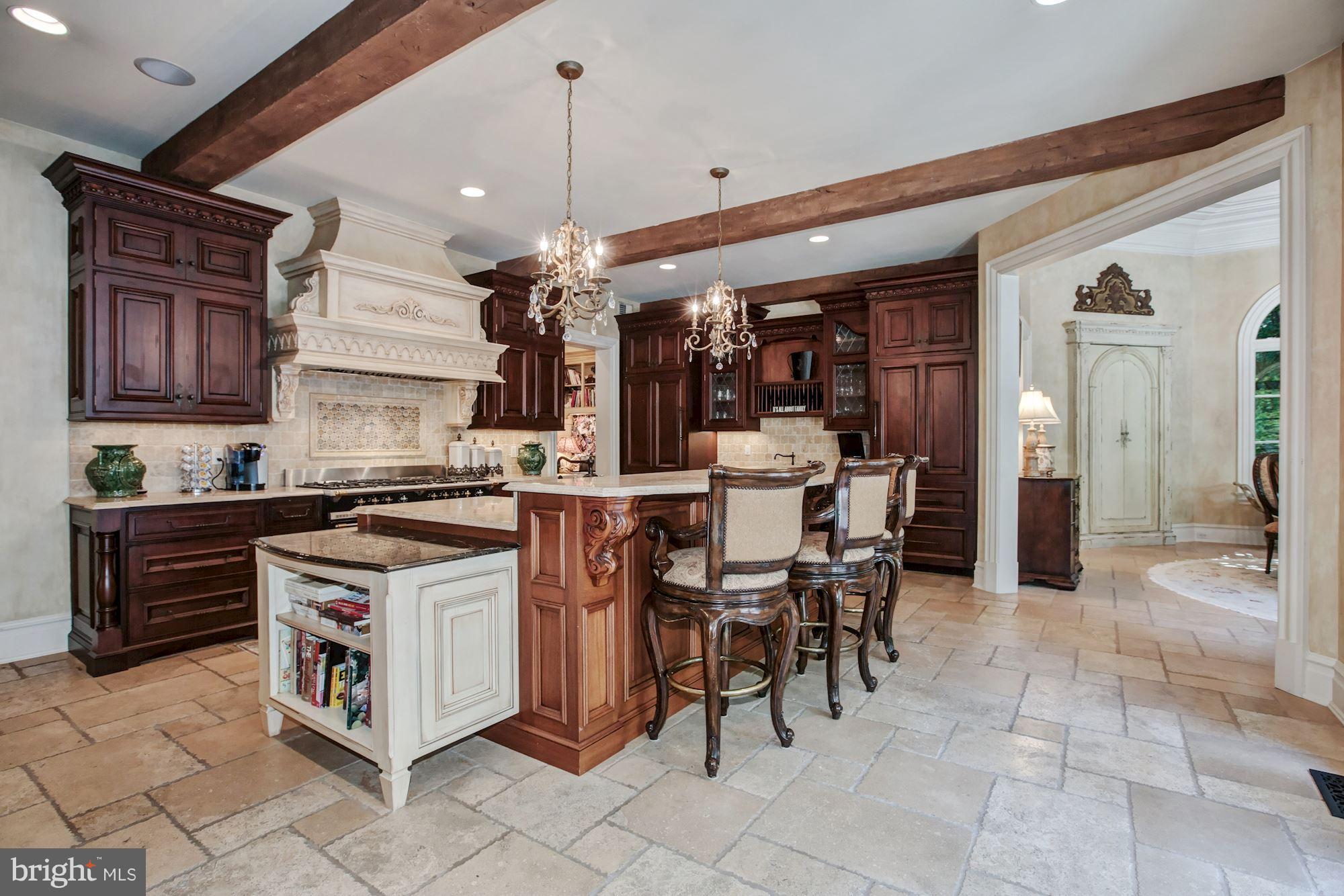 1004 Founders Ridge Lane McLean, VA 22102 - Photo 9 of 30 Kitchen