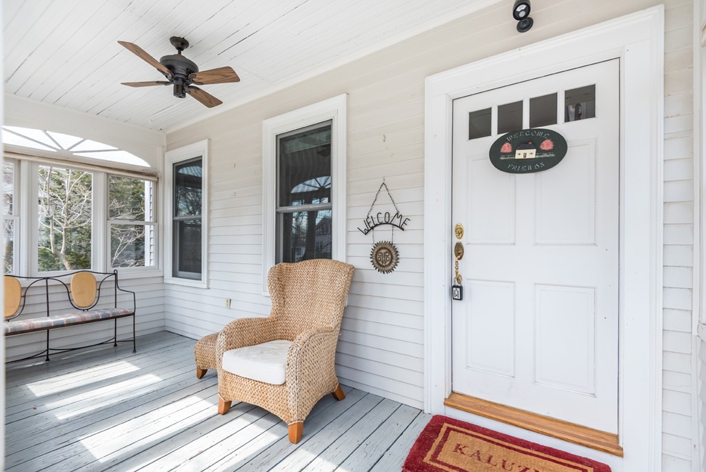 74 Summer Street Andover, MA 01810 - Photo 3 of 28 Gallery Image 3
