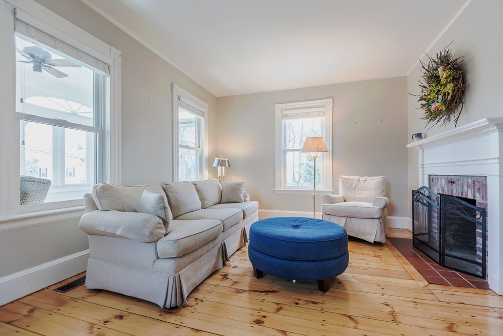 74 Summer Street Andover, MA 01810 - Photo 7 of 28 Gallery Image 7