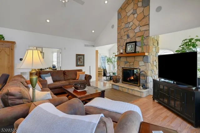 $1,595,000 | 15 Sky Top Drive, Denville, NJ 07834