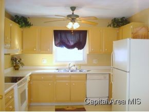 5280 Buford Street Springfield, IL 62703 - Photo 4 of 20