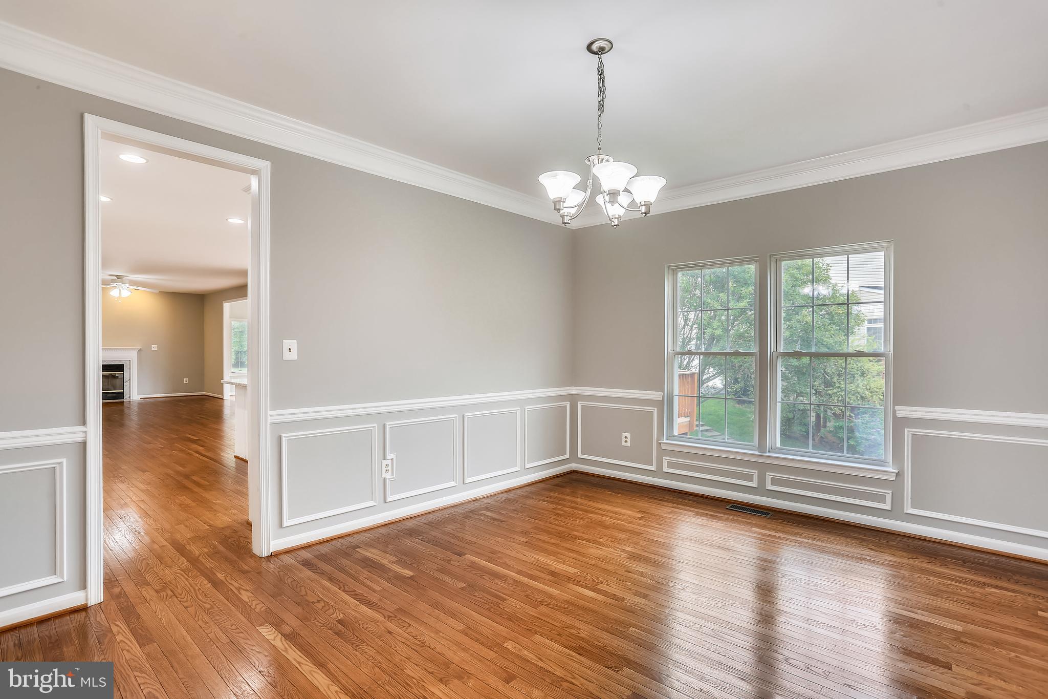 13929 Falconcrest Road Germantown, MD 20874 - Photo 11 of 76 Dining room adjoins gourmet kitchen