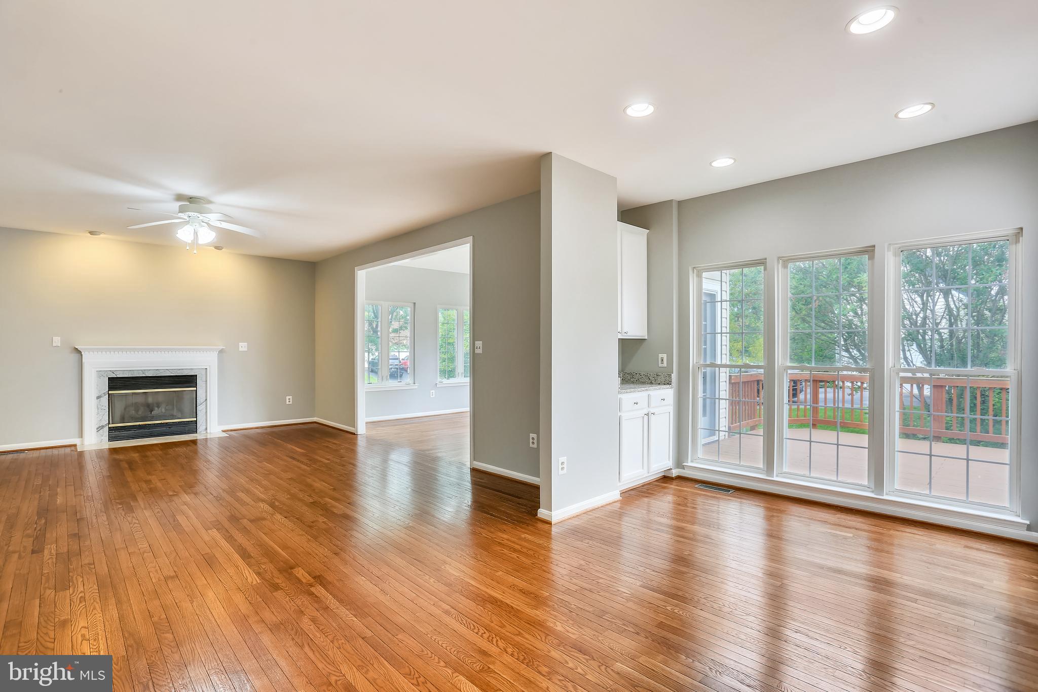 13929 Falconcrest Road Germantown, MD 20874 - Photo 18 of 76 Breakfast area, family room, sunroom
