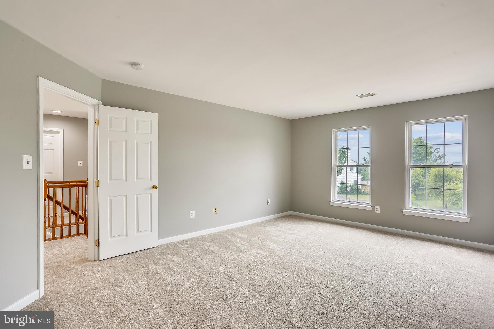 13929 Falconcrest Road Germantown, MD 20874 - Photo 26 of 76 Master bedroom