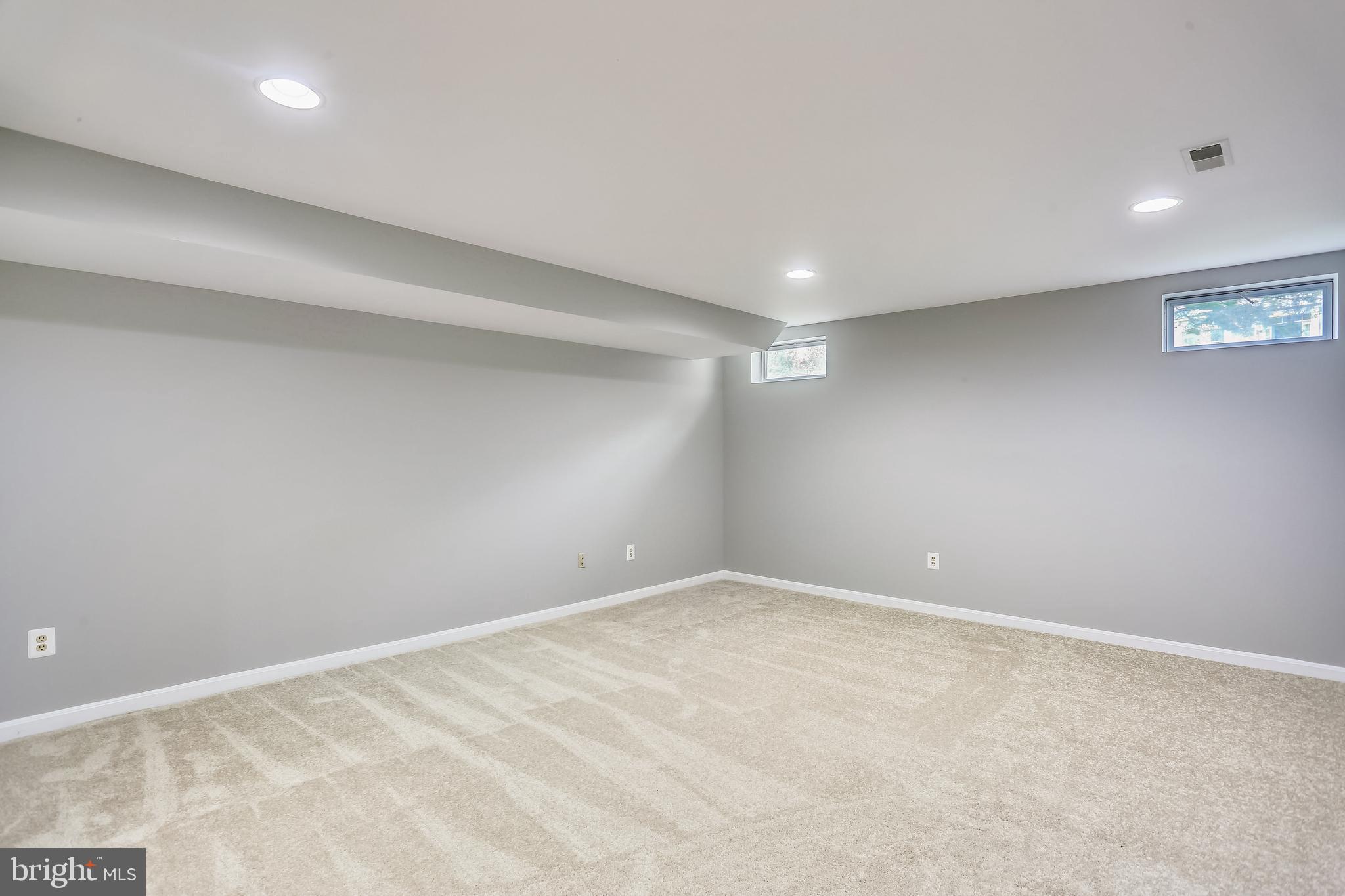 13929 Falconcrest Road Germantown, MD 20874 - Photo 59 of 76 Gallery Image 59