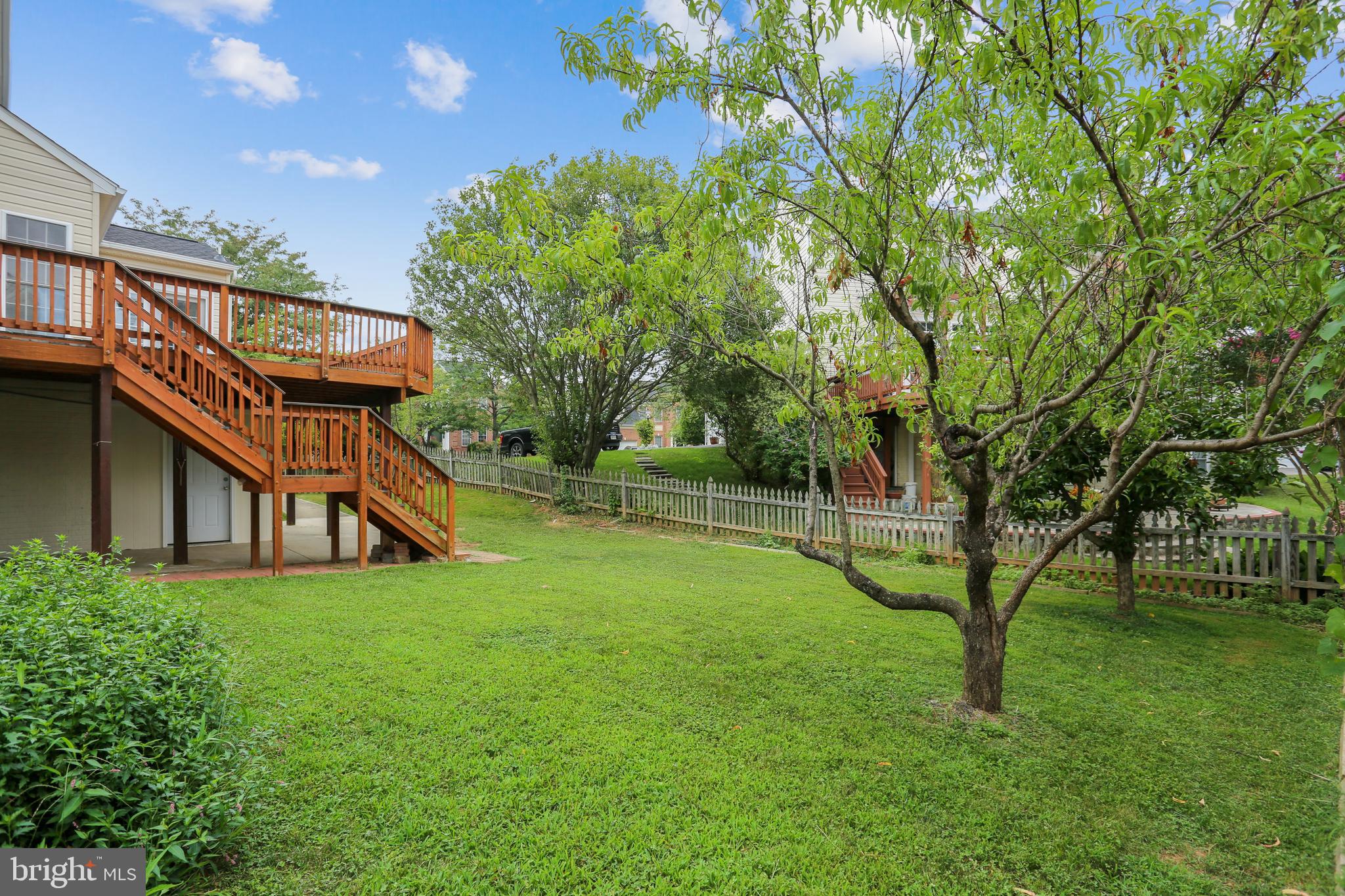 13929 Falconcrest Road Germantown, MD 20874 - Photo 70 of 76 Room to roam!