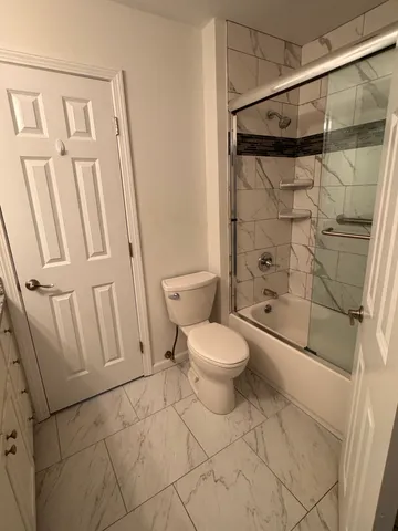 $2,650 | 18 Triangle Street, Unit B4, Danbury, CT 06810