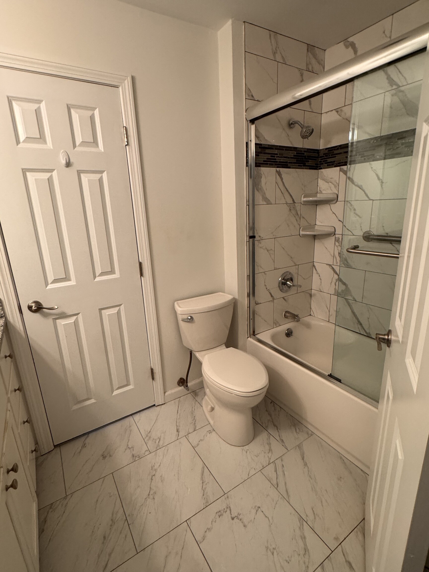 18 Triangle Street, Unit B4 Danbury, CT 06810 - Photo 11 of 13